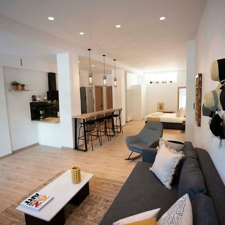 Modern 2Bed 2Bath Loft In Acropolis Area Apartment Athens Exterior photo